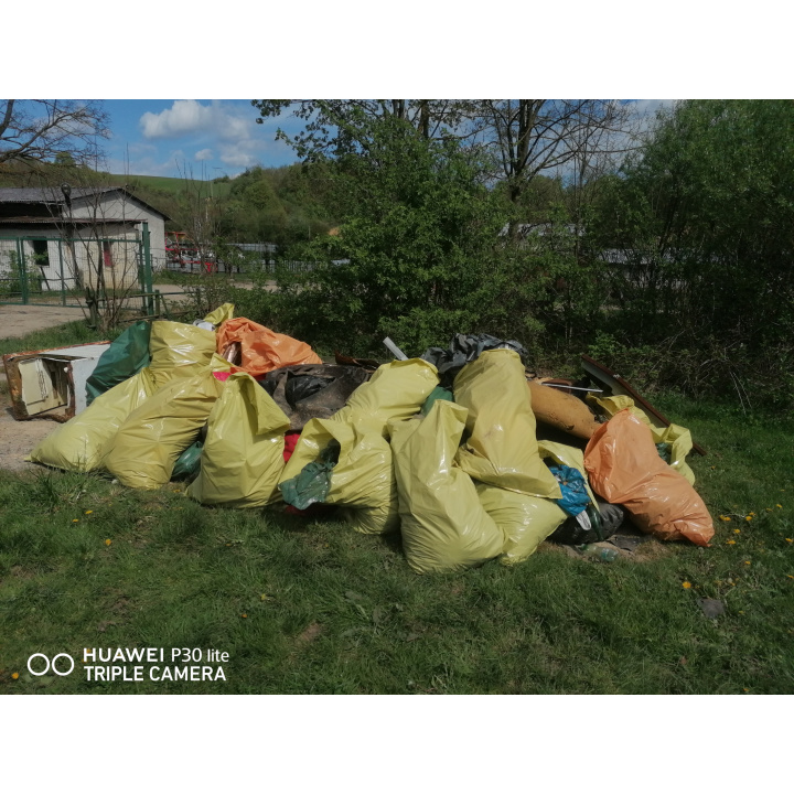 Zber odpadu v obci a jej okolí 2024