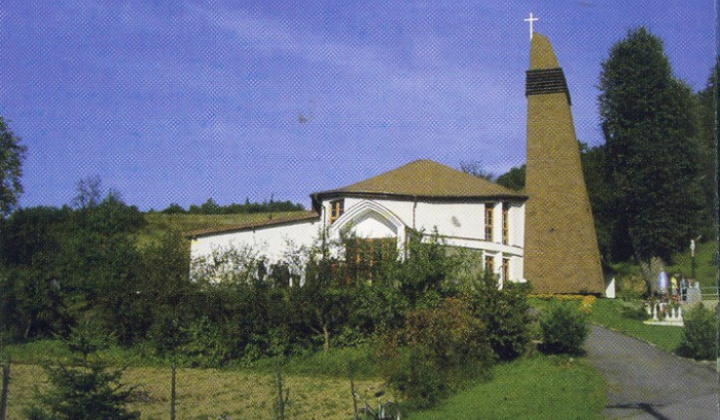Kostol v obci
