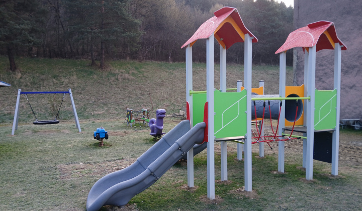 Nové prvky na detskom ihrisku